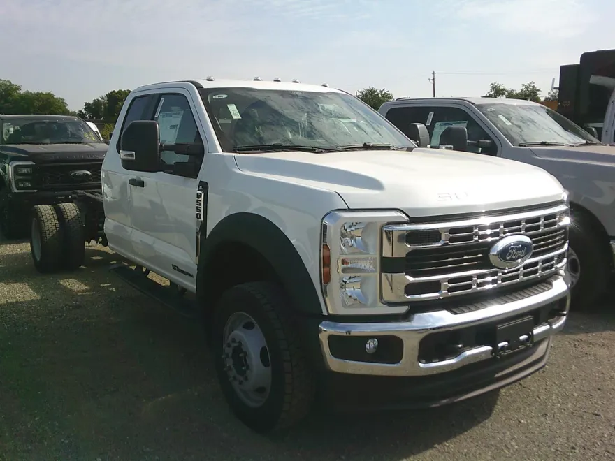 2026 Ford F-550 XL photo 1