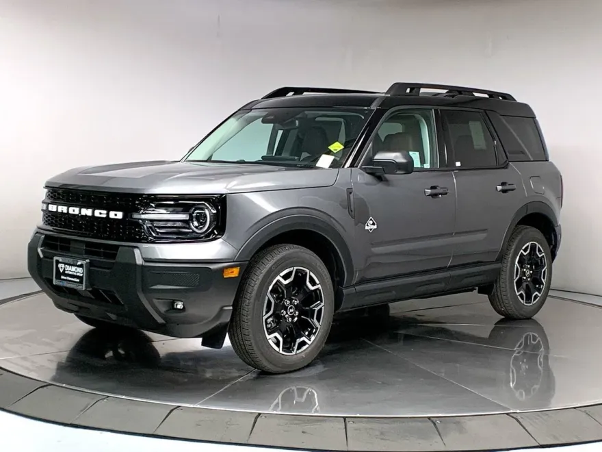 2025 Ford Bronco Sport Outer Banks photo 1