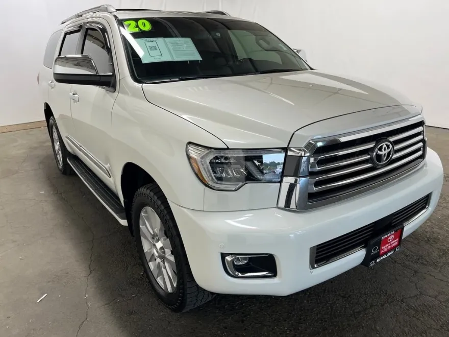 2020 Toyota Sequoia Platinum photo 1