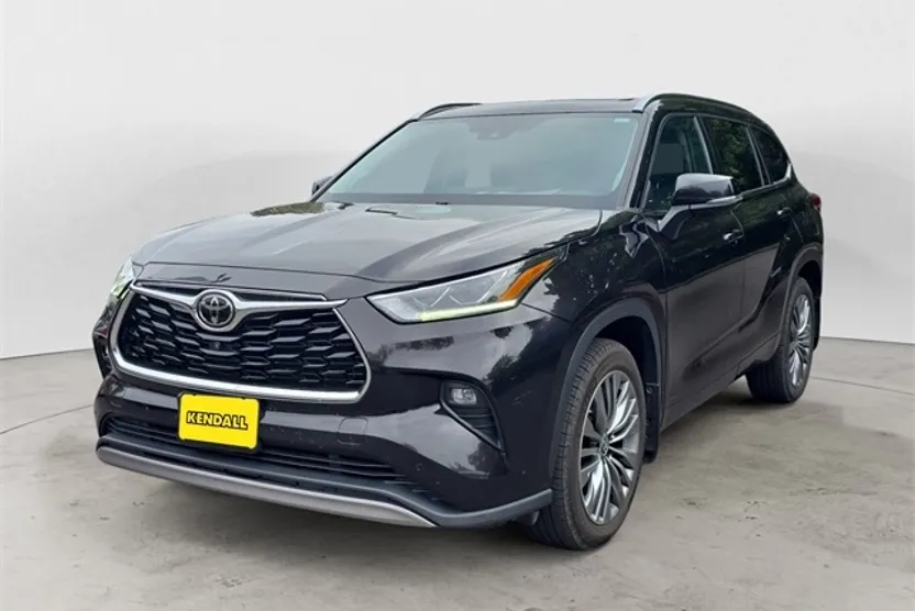 2022 Toyota Highlander Platinum photo 1