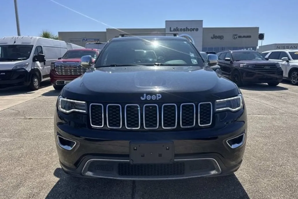 2017 Jeep Grand Cherokee Limited photo 1