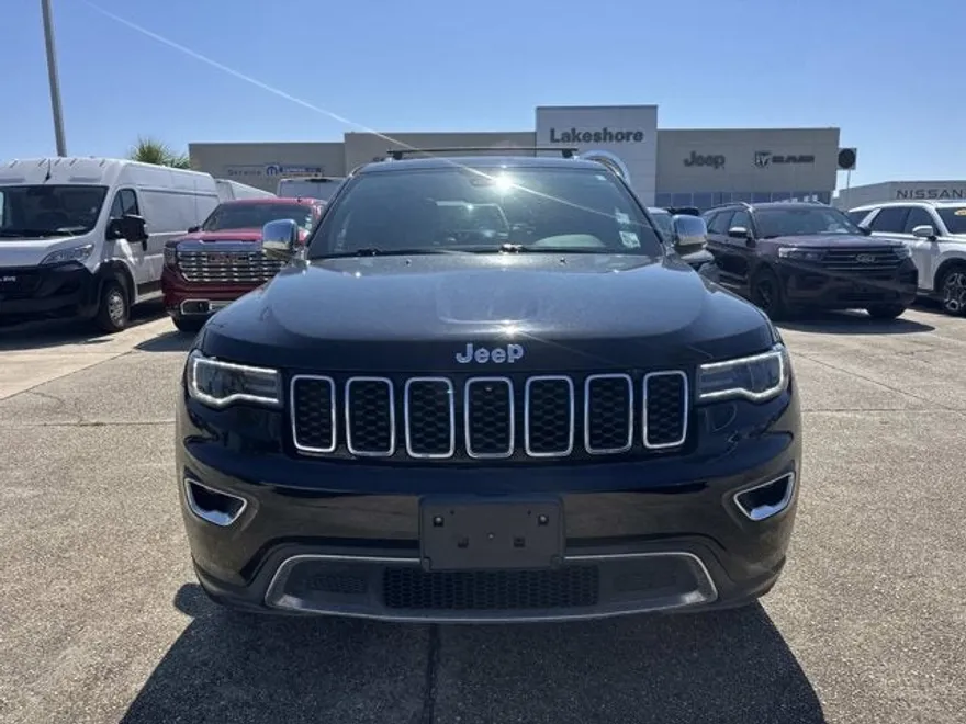 2017 Jeep Grand Cherokee Limited photo 1