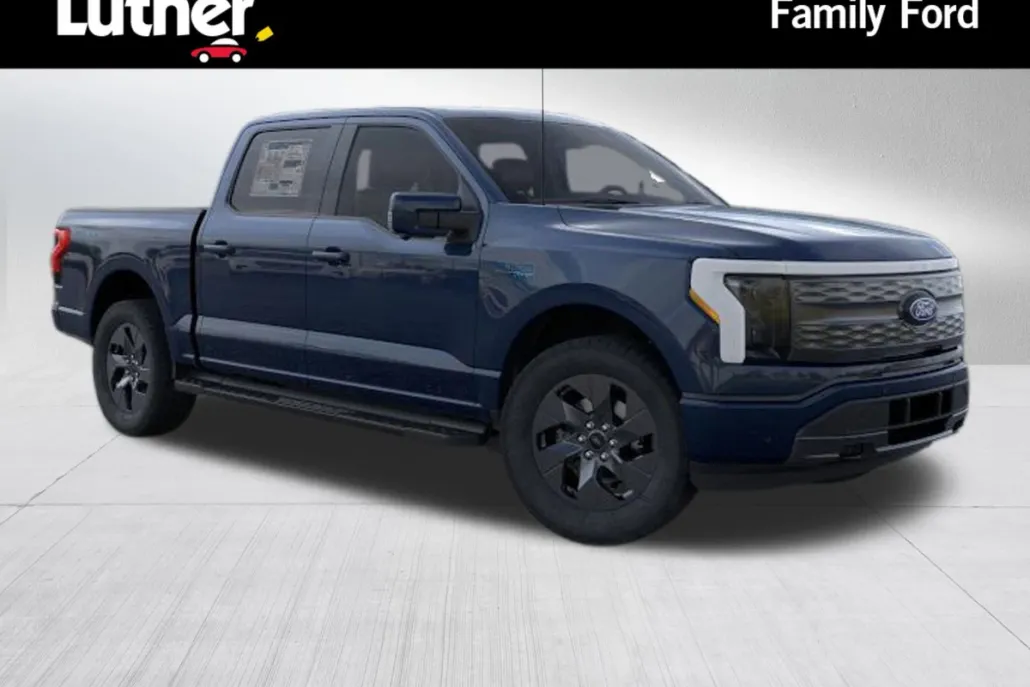 2025 Ford F-150 Lightning Lariat photo 1