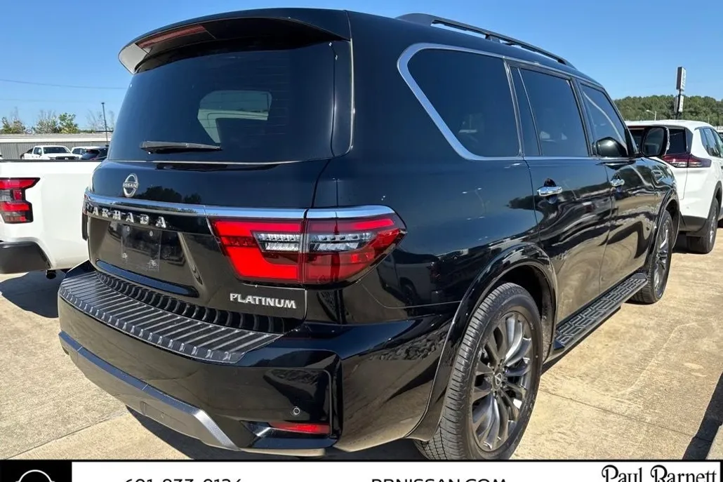 2022 Nissan Armada Platinum photo 1