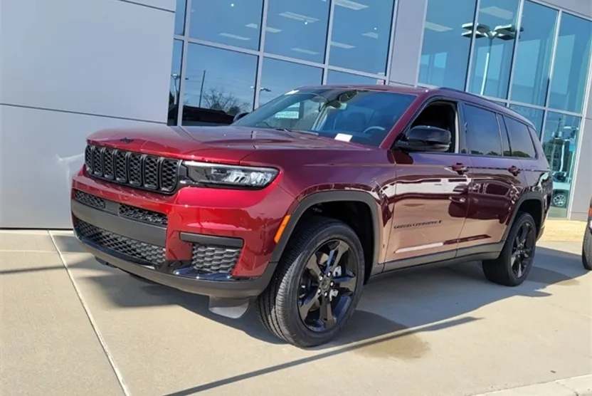 2024 Jeep Grand Cherokee Altitude X photo 1