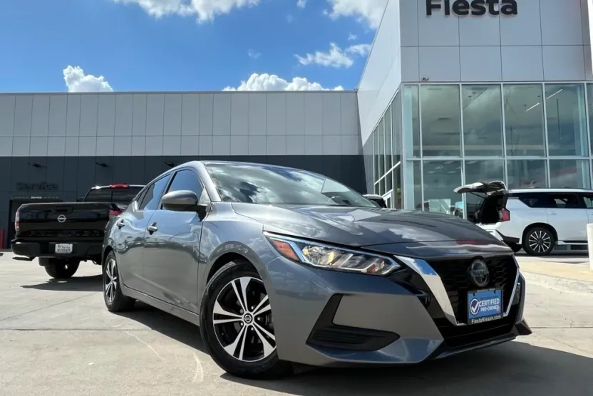 2023 Nissan Sentra SV photo 1