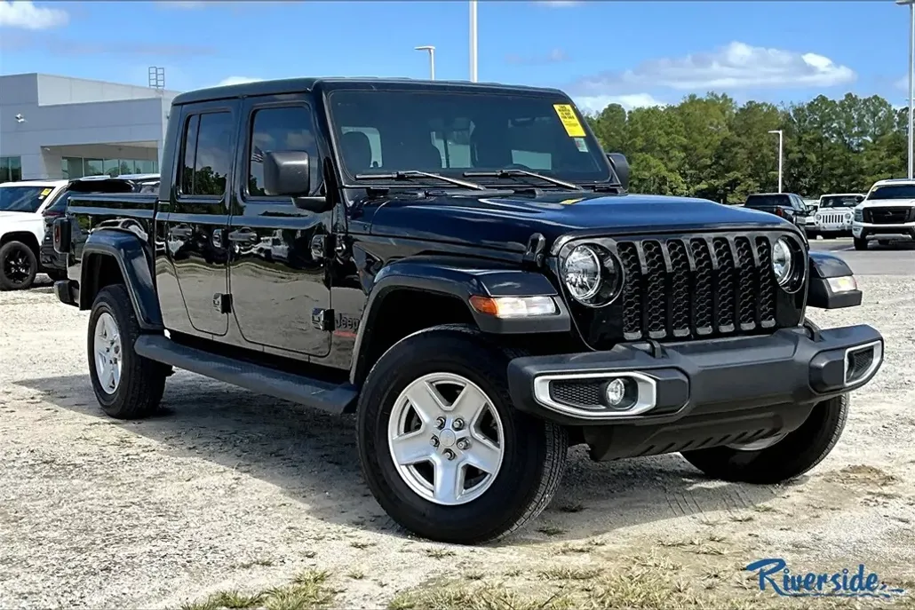 2023 Jeep Gladiator Sport photo 1
