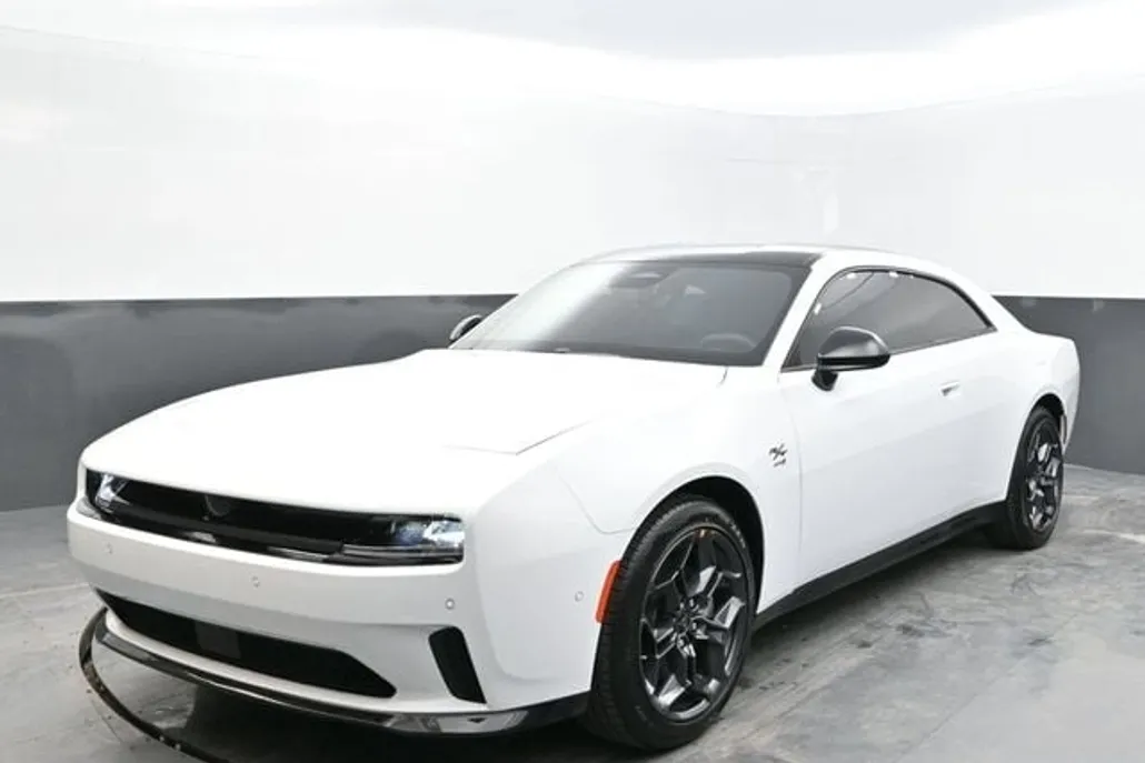 2025 Dodge Charger R/T photo 1