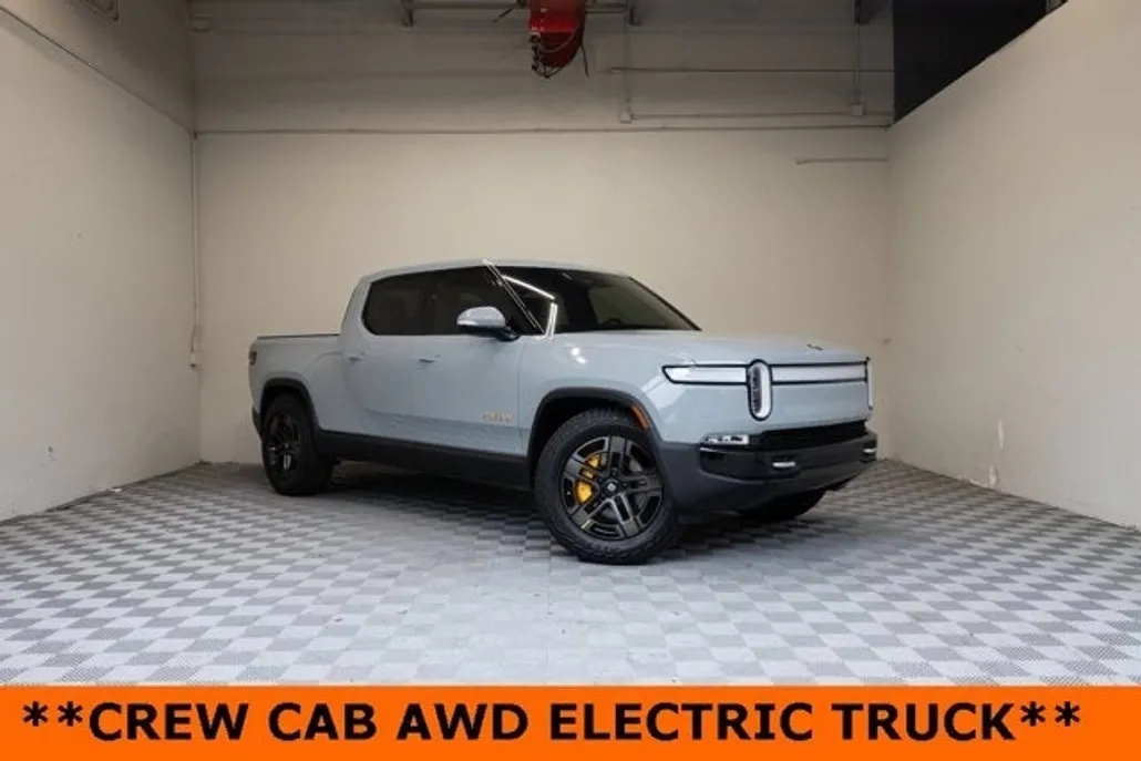 2022 Rivian R1T Adventure photo 1