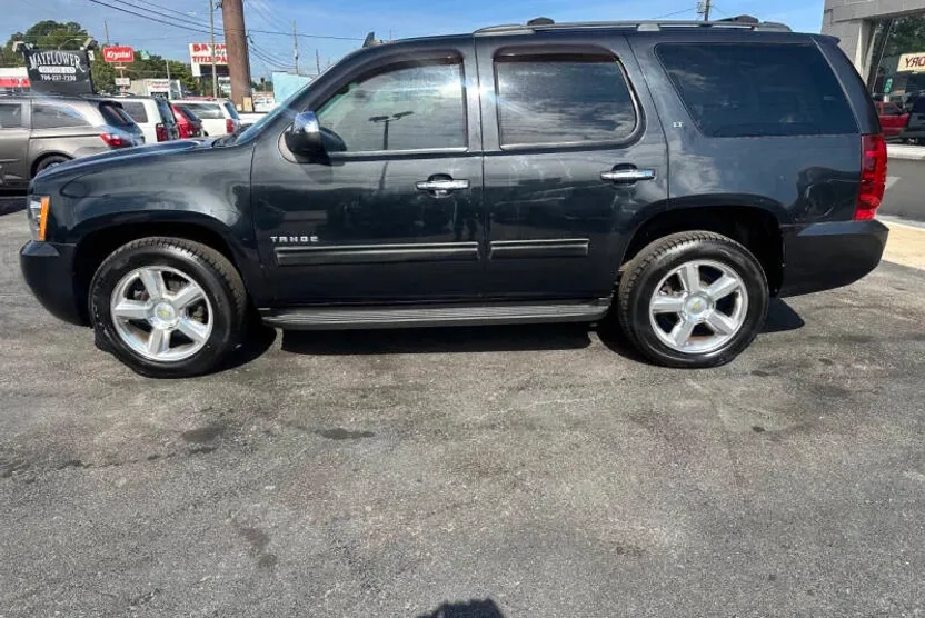 2012 Chevrolet Tahoe LT photo 1
