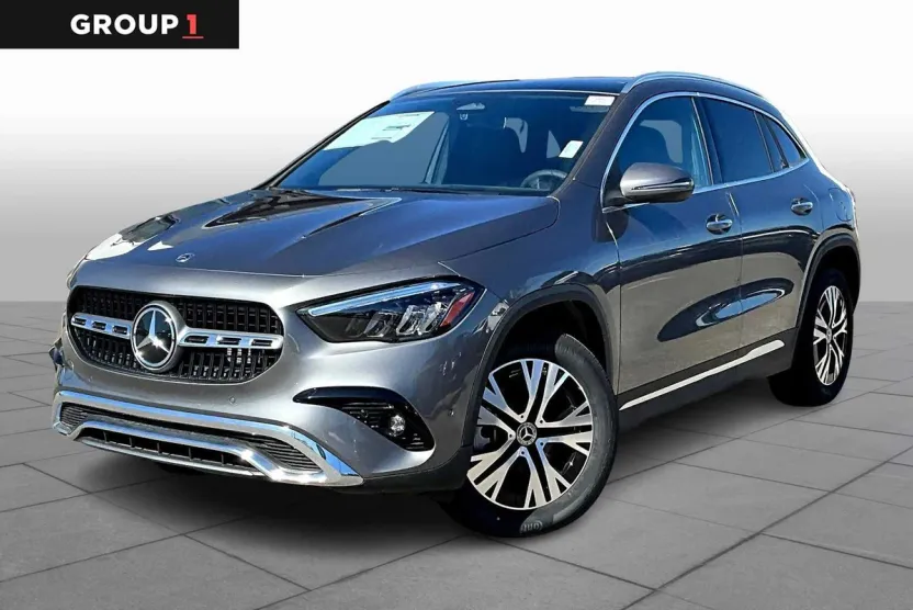 2026 Mercedes Benz GLA 250 4MATIC photo 2