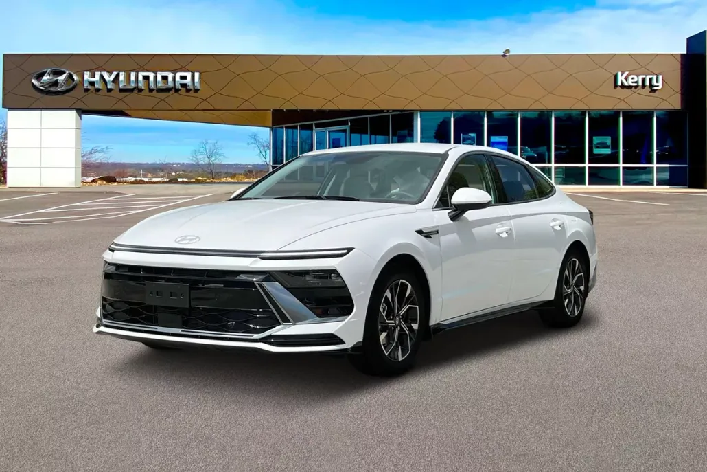 2025 Hyundai Sonata SEL photo 1