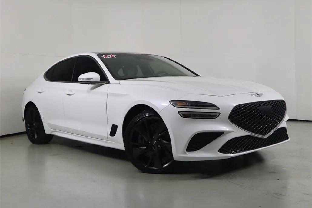 2023 Genesis G70 3.3T photo 1