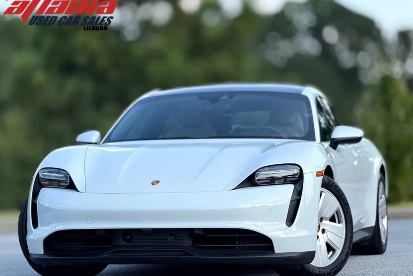 2022 Porsche Taycan Base photo 1