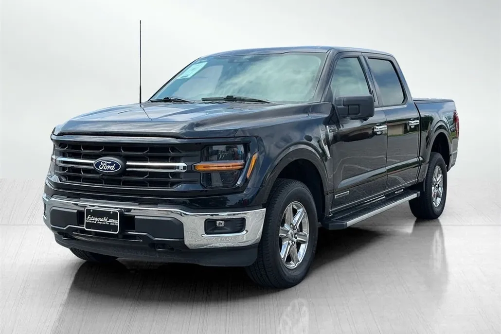 2024 Ford F-150 XLT photo 1