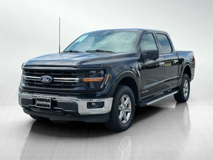 2024 Ford F-150 XLT photo 1