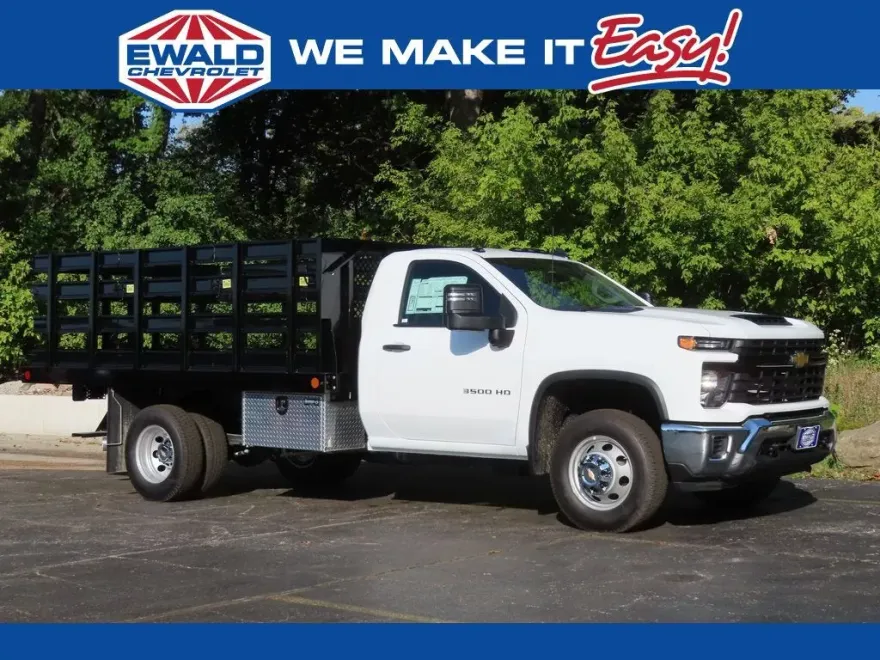 2025 Chevrolet Silverado 3500HD Work Truck photo 1