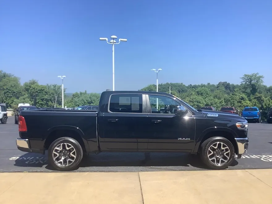 2025 Ram 1500 Laramie photo 1