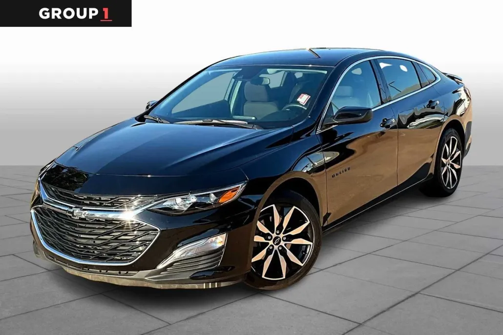 2024 Chevrolet Malibu RS photo 1