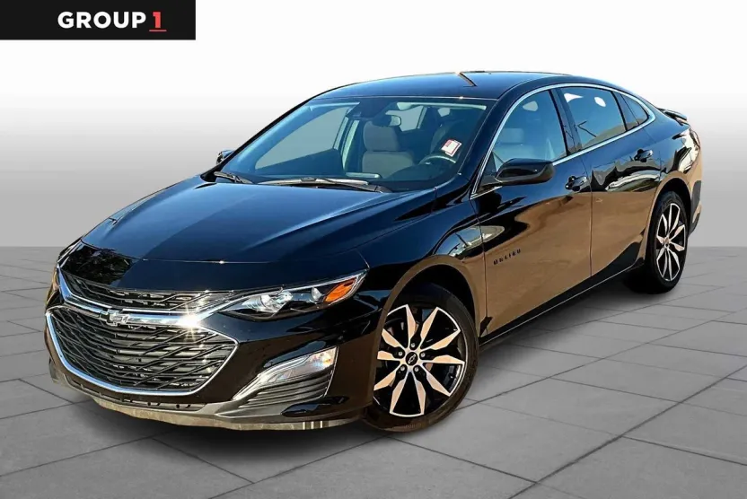 2024 Chevrolet Malibu RS photo 1