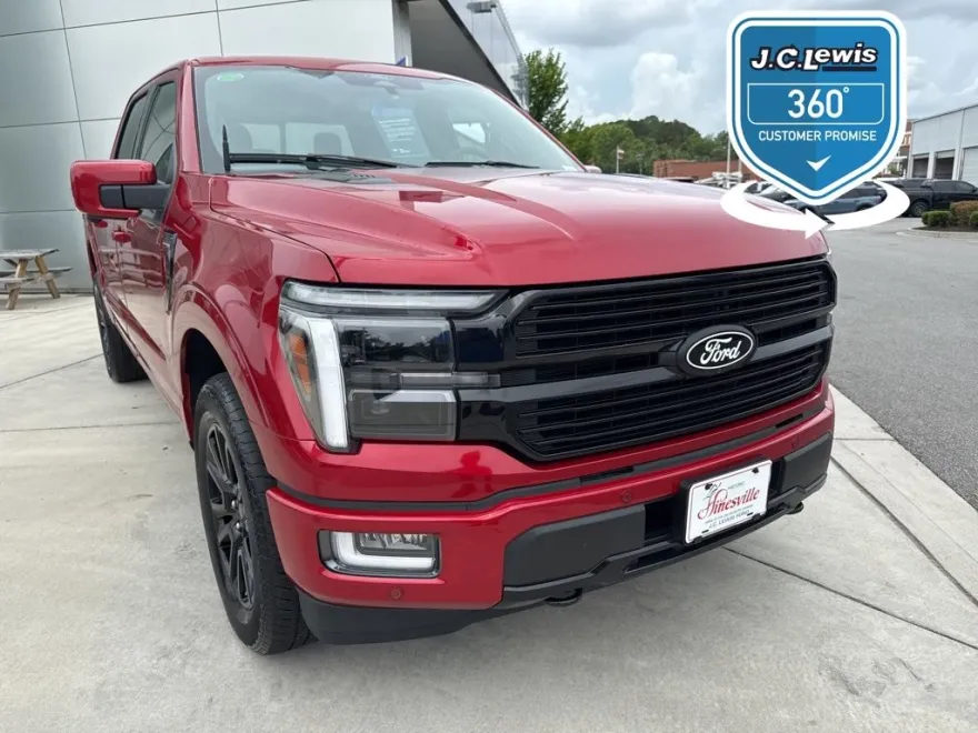 2024 Ford F-150 Platinum photo 1