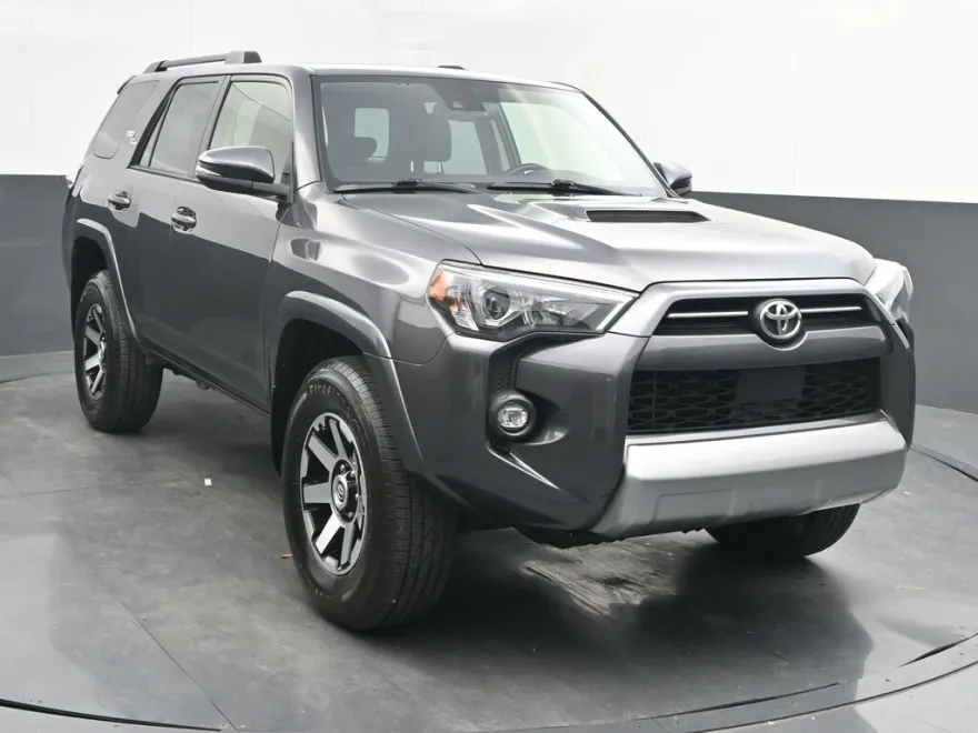 2021 Toyota 4Runner TRD Off-Road Premium photo 1