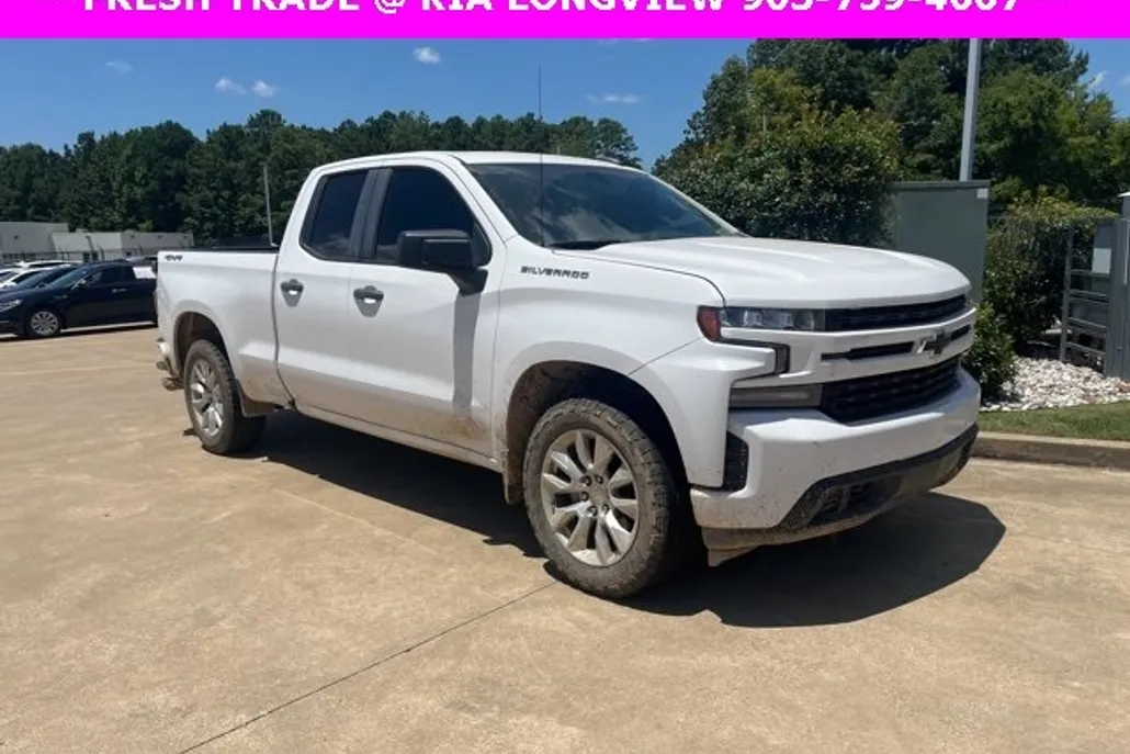 2020 Chevrolet Silverado 1500 Custom photo 1
