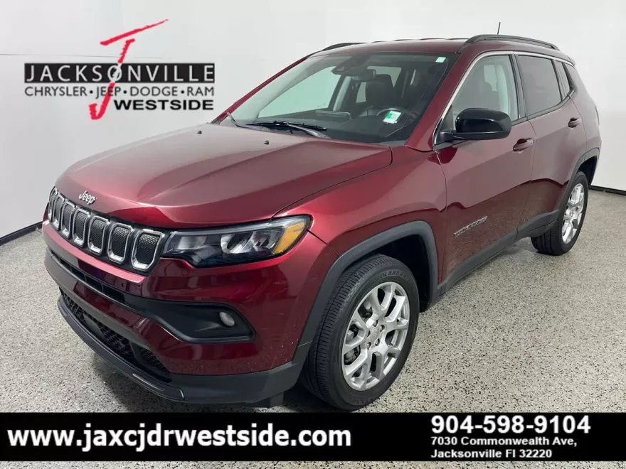 2022 Jeep Compass Latitude Lux photo 1