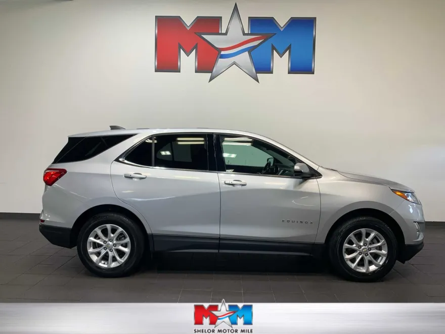 2019 Chevrolet Equinox LT photo 1