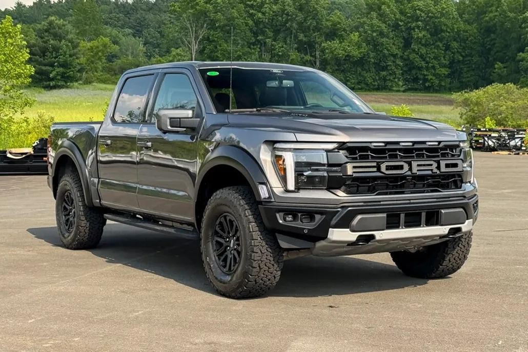 2025 Ford F-150 Raptor photo 1