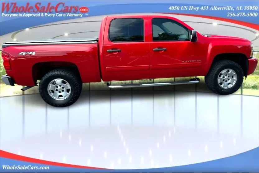 2011 Chevrolet Silverado 1500 LT photo 1