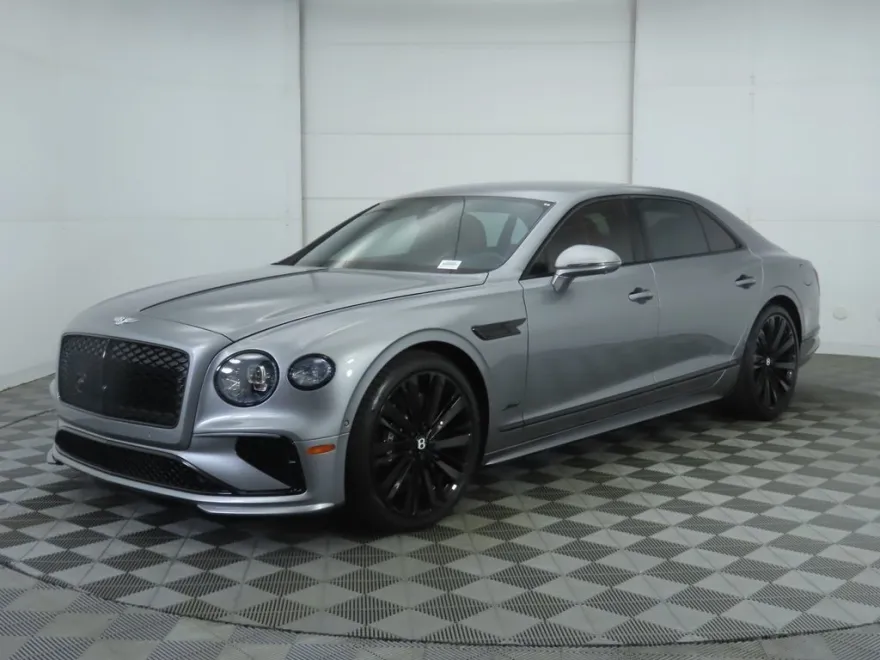 2025 Bentley Flying Spur Speed photo 1