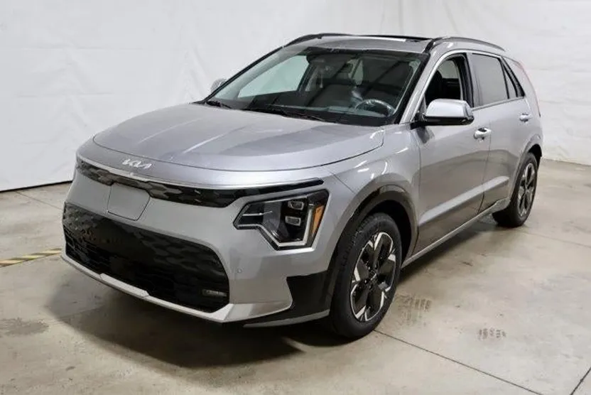2025 Kia Niro EV Wave photo 1