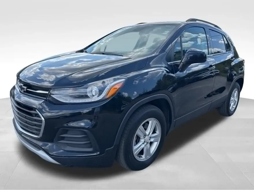 2020 Chevrolet Trax LT photo 1
