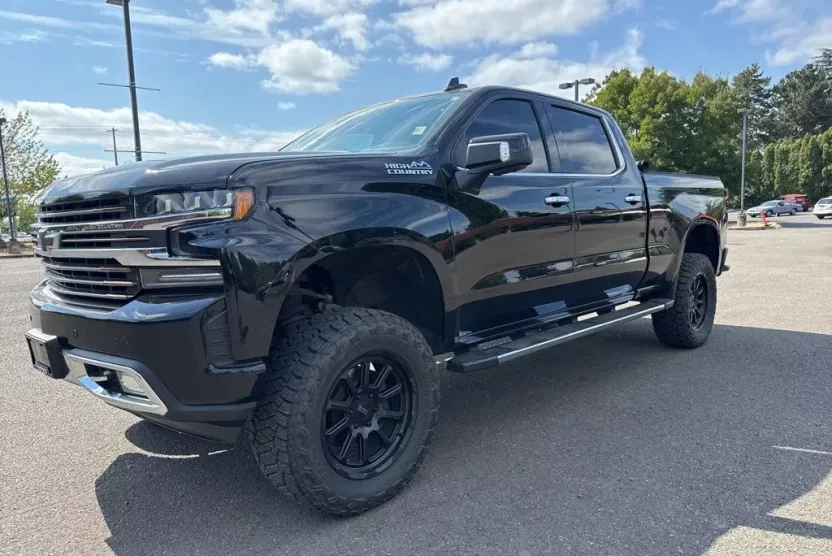 2019 Chevrolet Silverado 1500 High Country photo 1