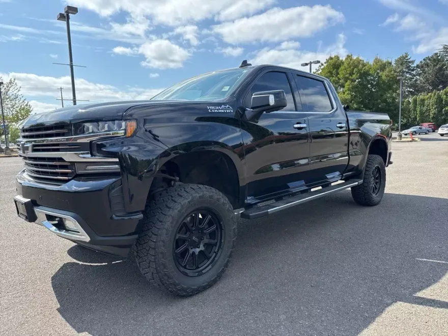 2019 Chevrolet Silverado 1500 High Country photo 1