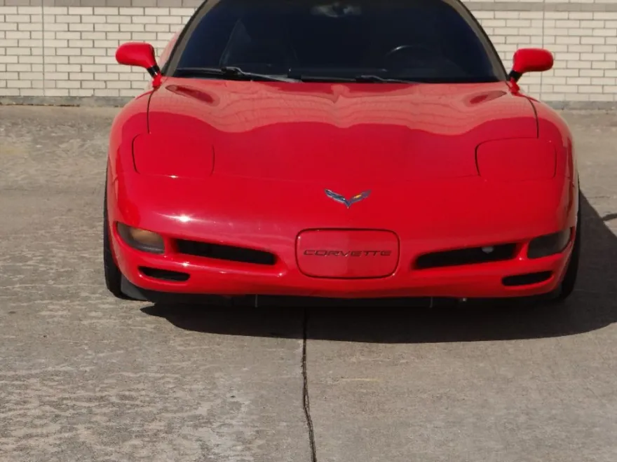 2001 Chevrolet Corvette Convertible photo 1
