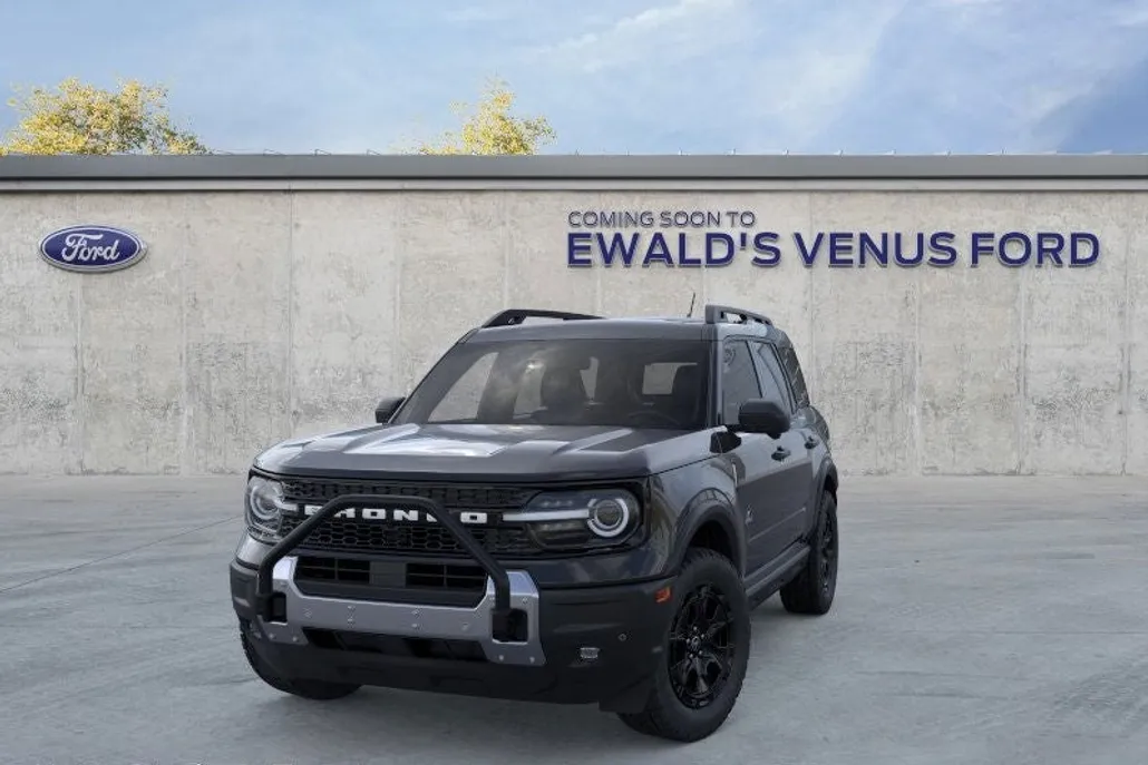 2025 Ford Bronco Sport Outer Banks photo 1