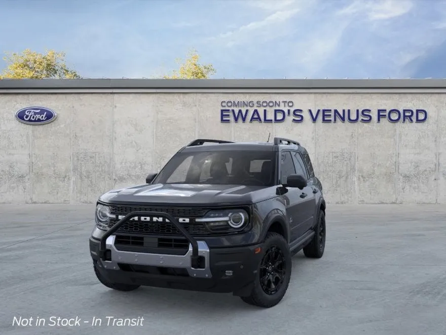 2025 Ford Bronco Sport Outer Banks photo 1