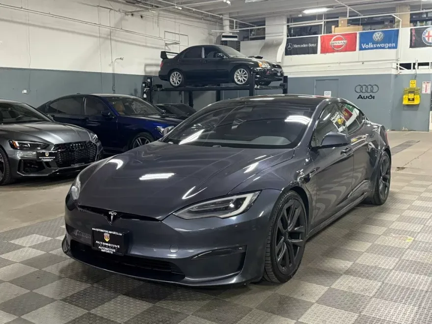 2021 Tesla Model S Plaid photo 1