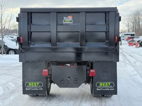 2025 Ford F-750 photo 4