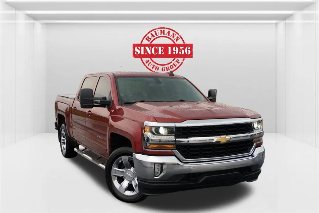 2018 Chevrolet Silverado 1500 LT photo 1