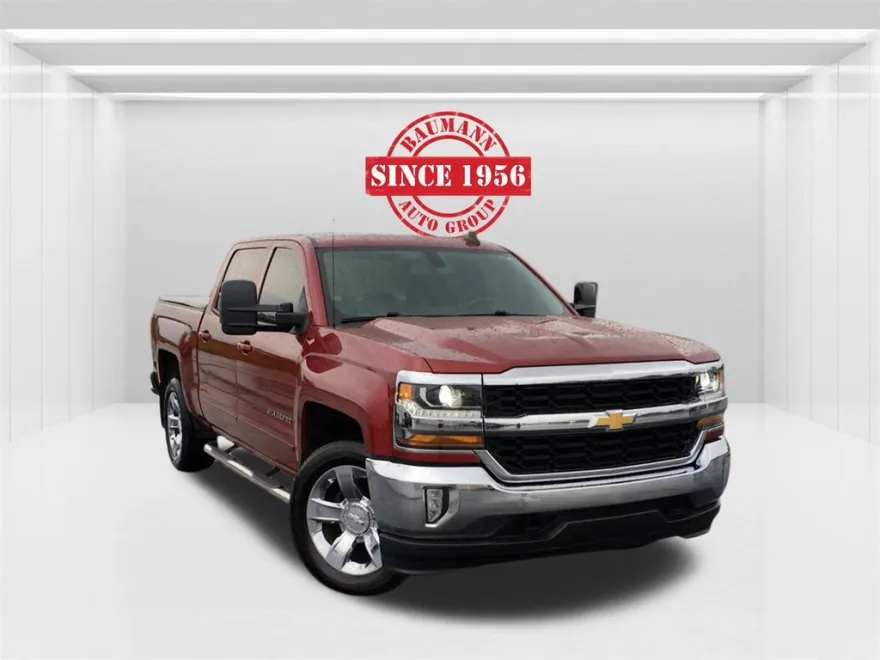 2018 Chevrolet Silverado 1500 LT photo 1