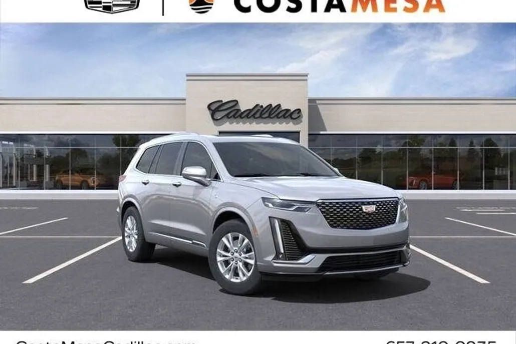 2025 Cadillac XT6 Luxury photo 1
