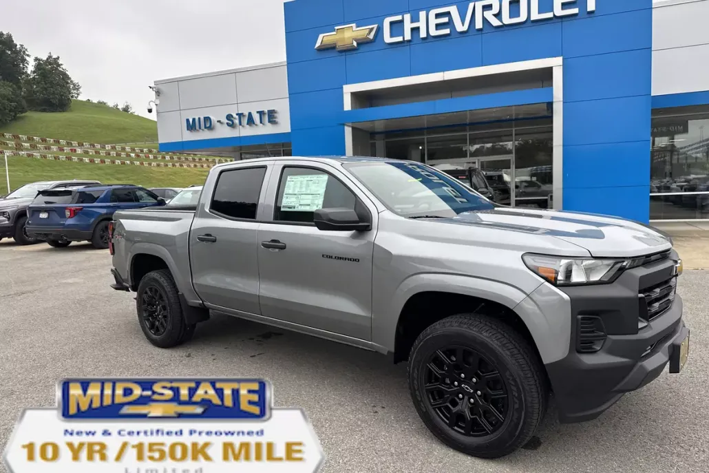 2026 Chevrolet Colorado Work Truck photo 1