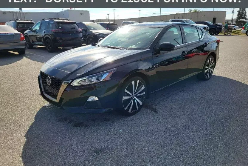 2021 Nissan Altima 2.5 SR photo 1