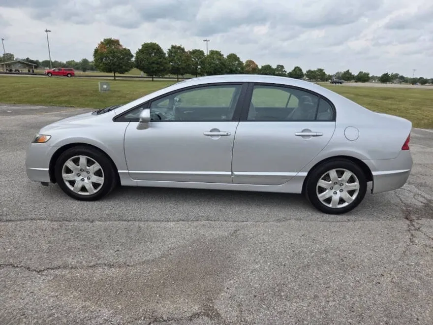 2011 Honda Civic LX photo 1