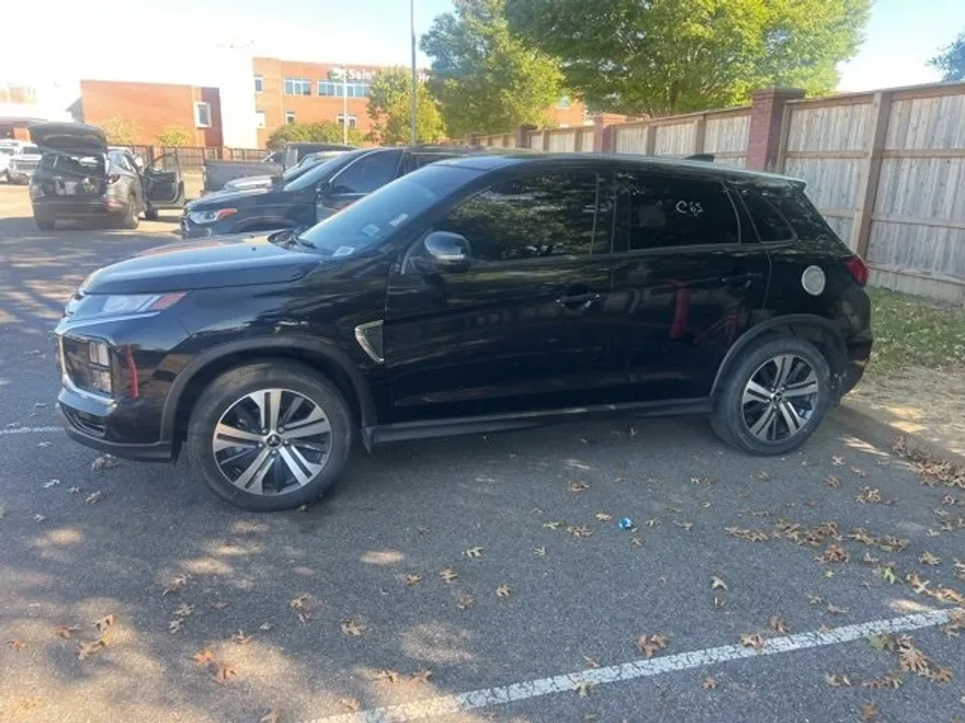 2021 Mitsubishi Outlander Sport SE photo 1