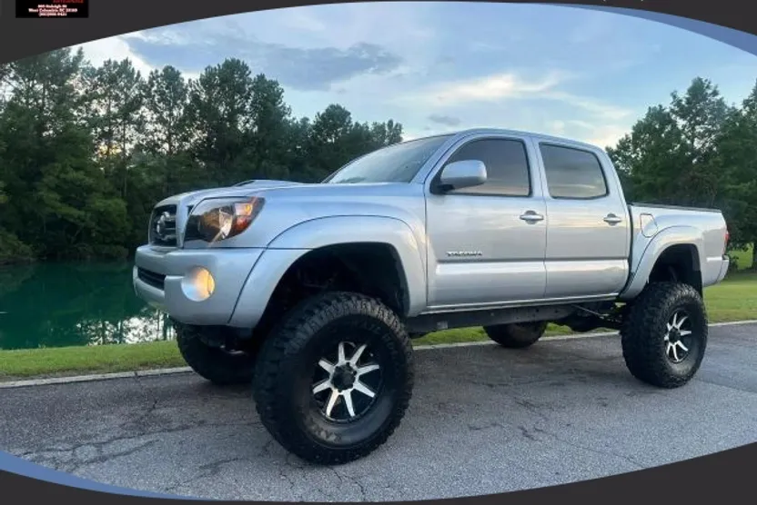 2009 Gmc Sierra 1500 SLT photo 1