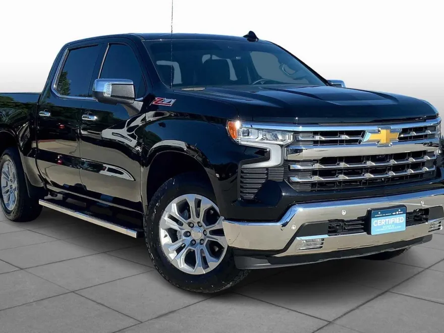 2025 Chevrolet Silverado 1500 LTZ photo 1